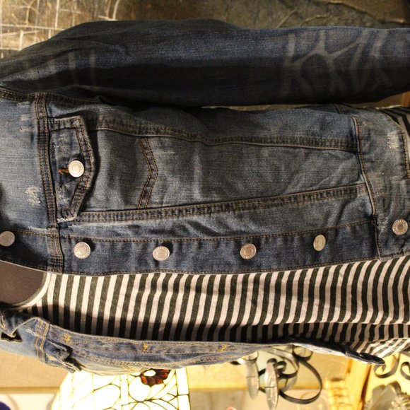 💛MOSSIMO Jean Jacket - Picture 6 of 8